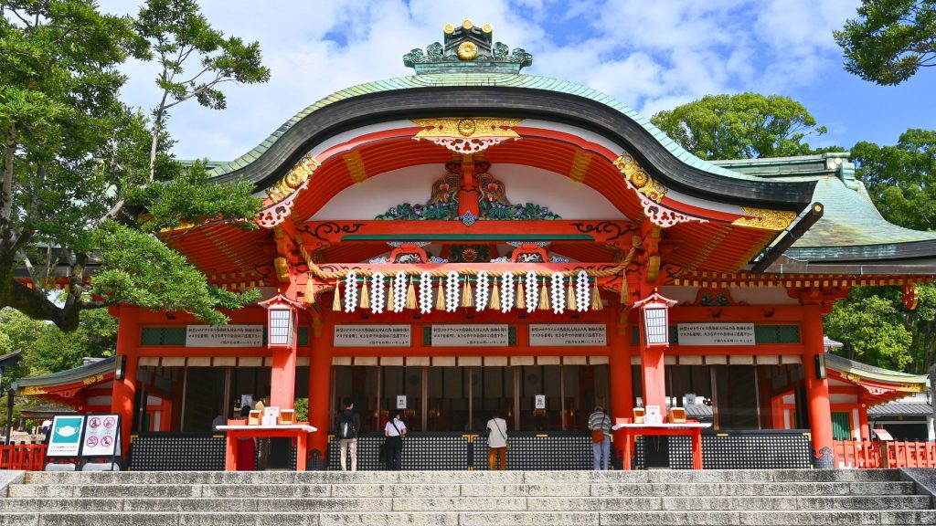 Fushimi Inari Taisha “Through a Thousand Torii Gates into a Mystical World!”