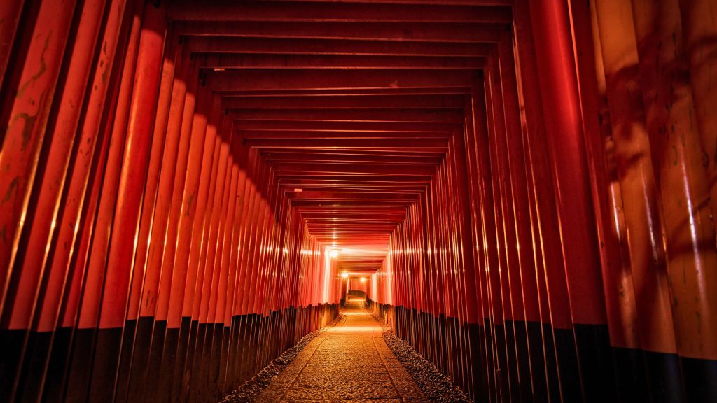 Fushimi Inari Taisha “Through a Thousand Torii Gates into a Mystical World!”