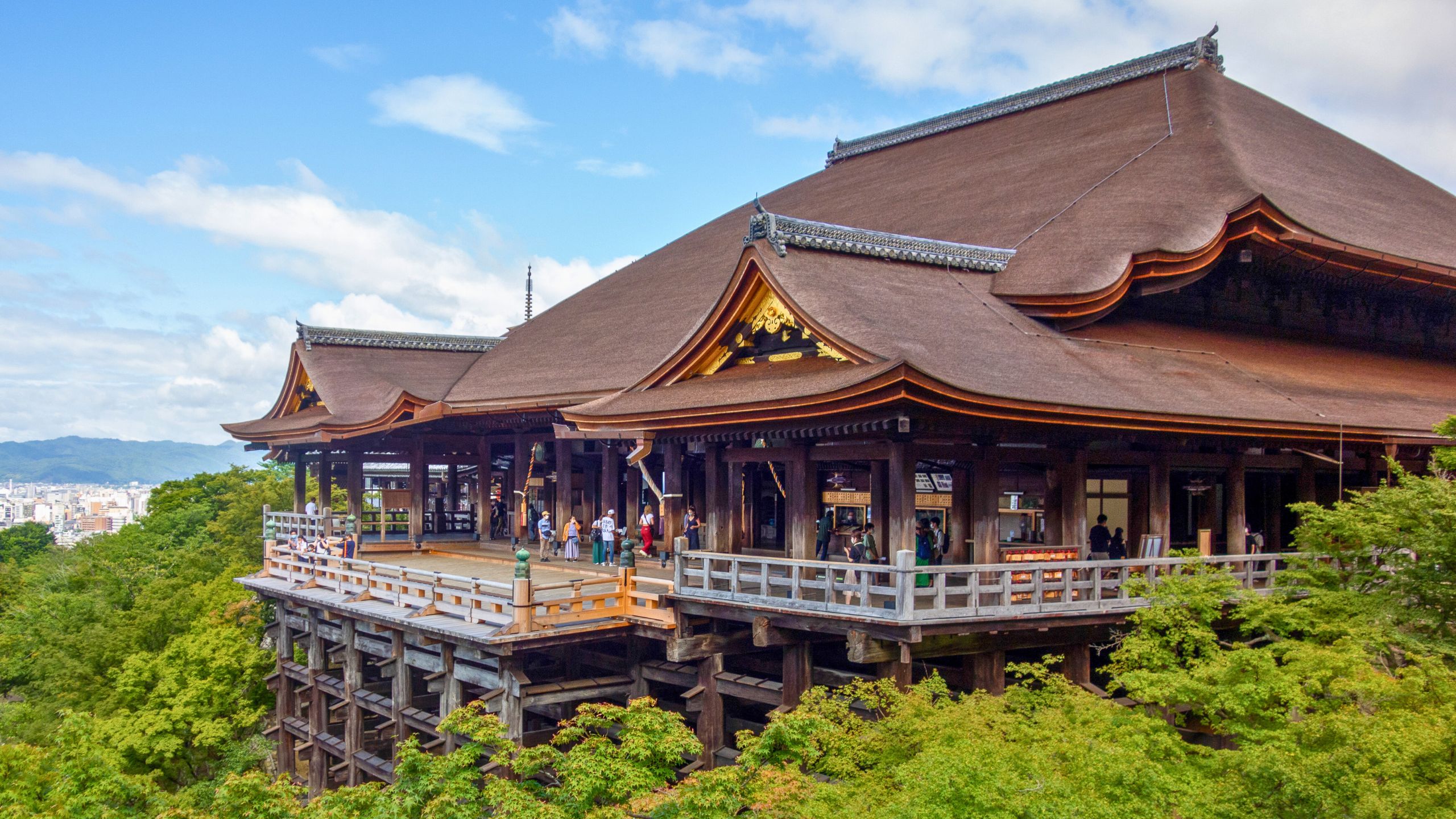 Kiyomizu-dera “A Symbol of Kyoto’s Beauty and Tradition”